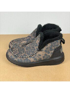 Hey Dude Denny Leopard Print Slip On Boots Womens 7 Black Brown Lined